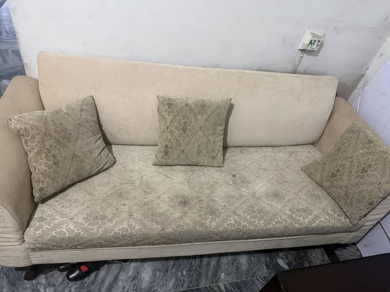 5 Seater Sofa Set 0