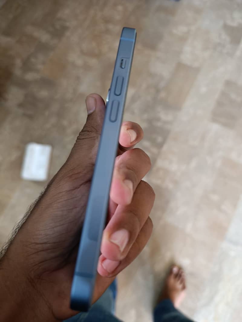 Apple iPhone 14 0