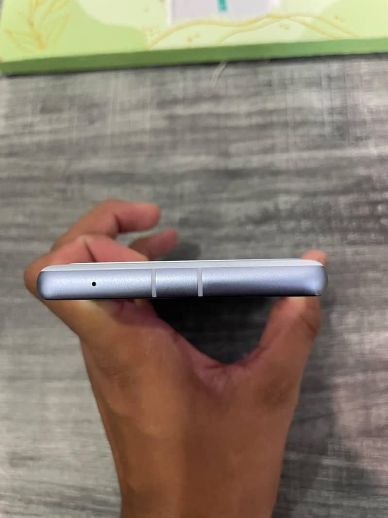 Google Pixel 7a 4