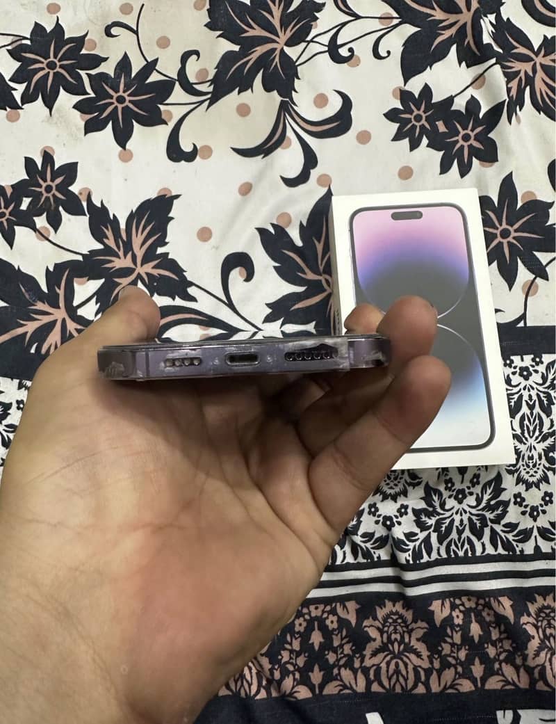 Apple iPhone 14 Pro Max 2