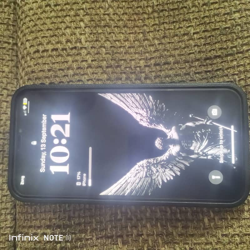 Apple iPhone X 3