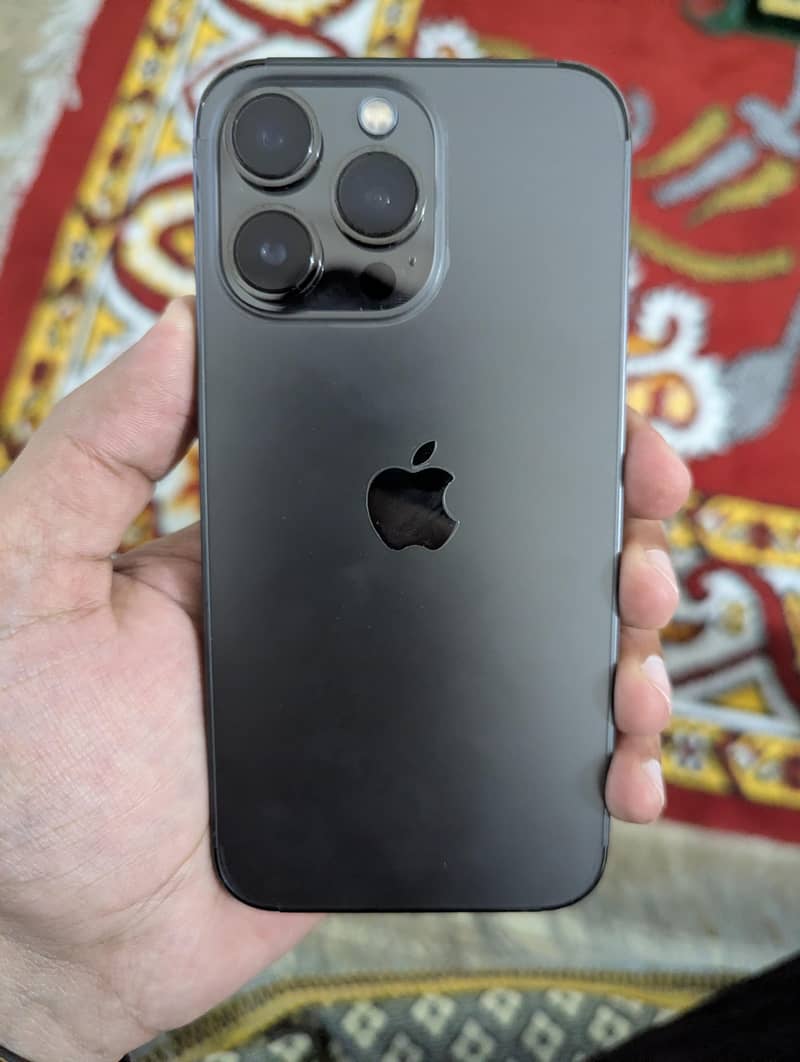 Apple iPhone 13 Pro 0