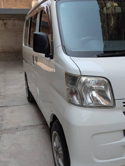 Daihatsu Hijet 2012