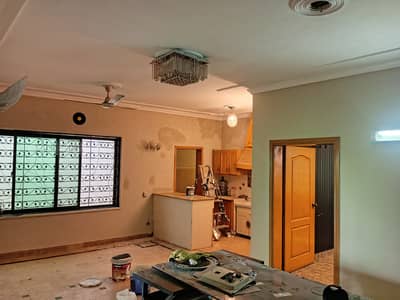 FOR OFFICE. 7.5 MARLA TRIPLE STORY LOWER PORTION FOR RENT