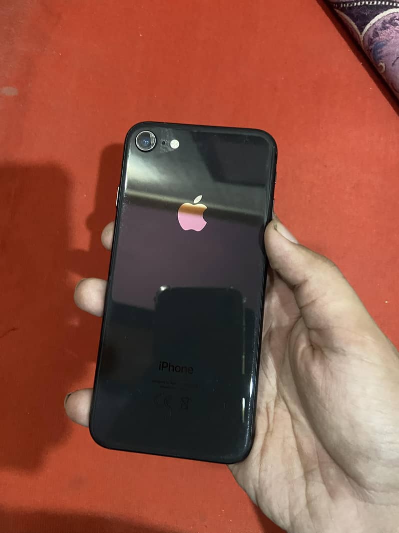 Apple iPhone 8 2