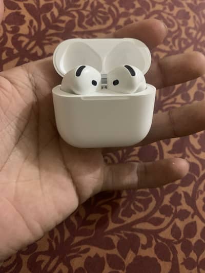 Apple airpods 4 brand new