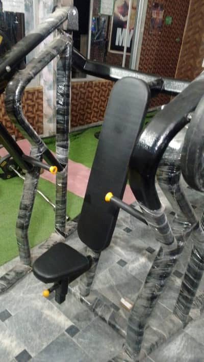 complete gym equipments and 900 kg doumble plates weight