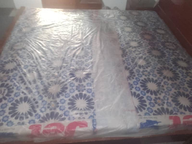 king size bed 2
