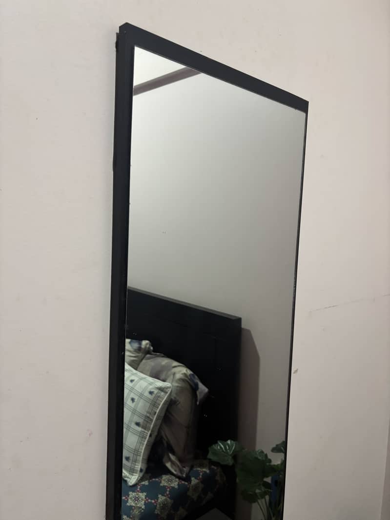 Wall Dressing table 2