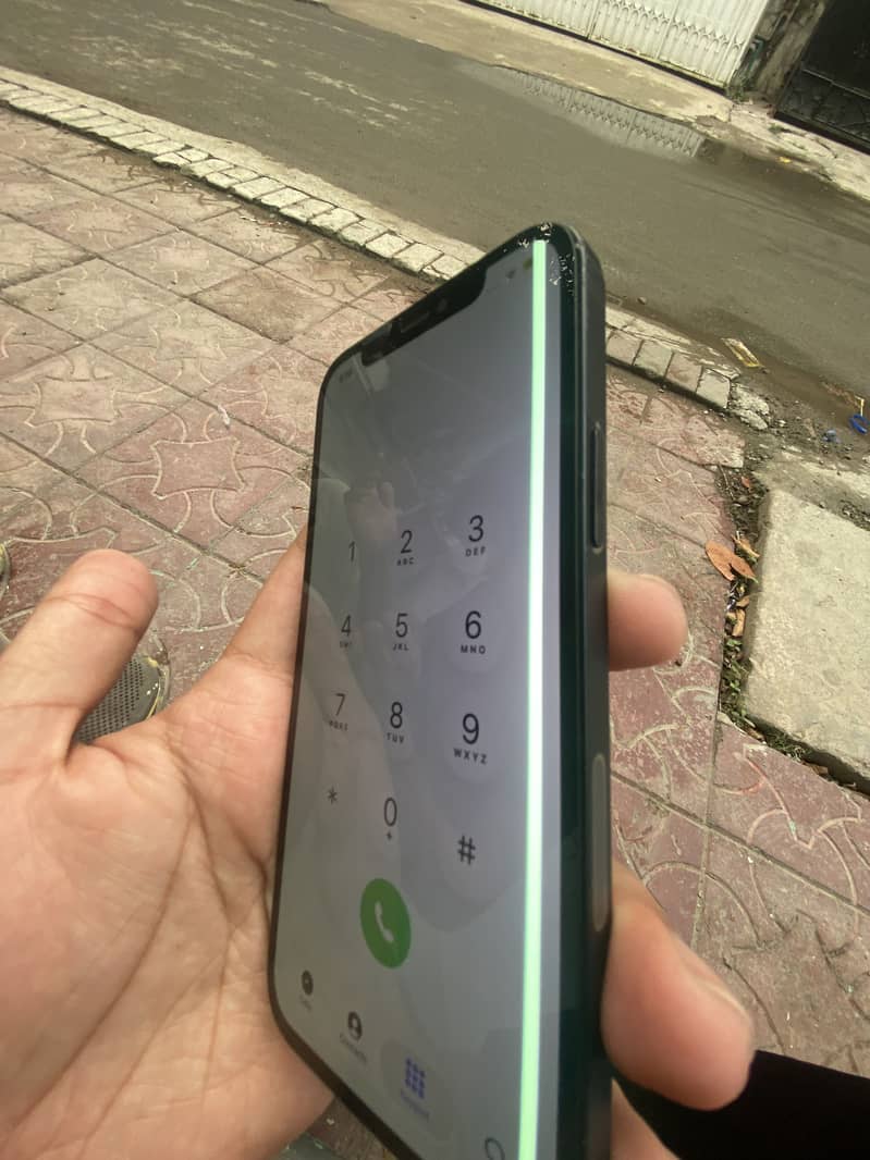 Apple iPhone 12 3