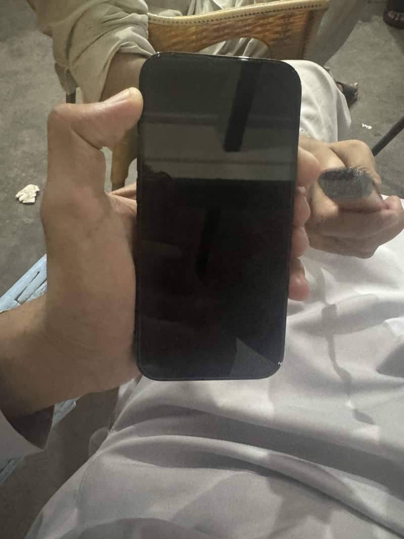 Apple iPhone 14 Pro 2