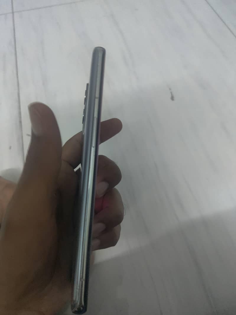 One Plus 9pro 6