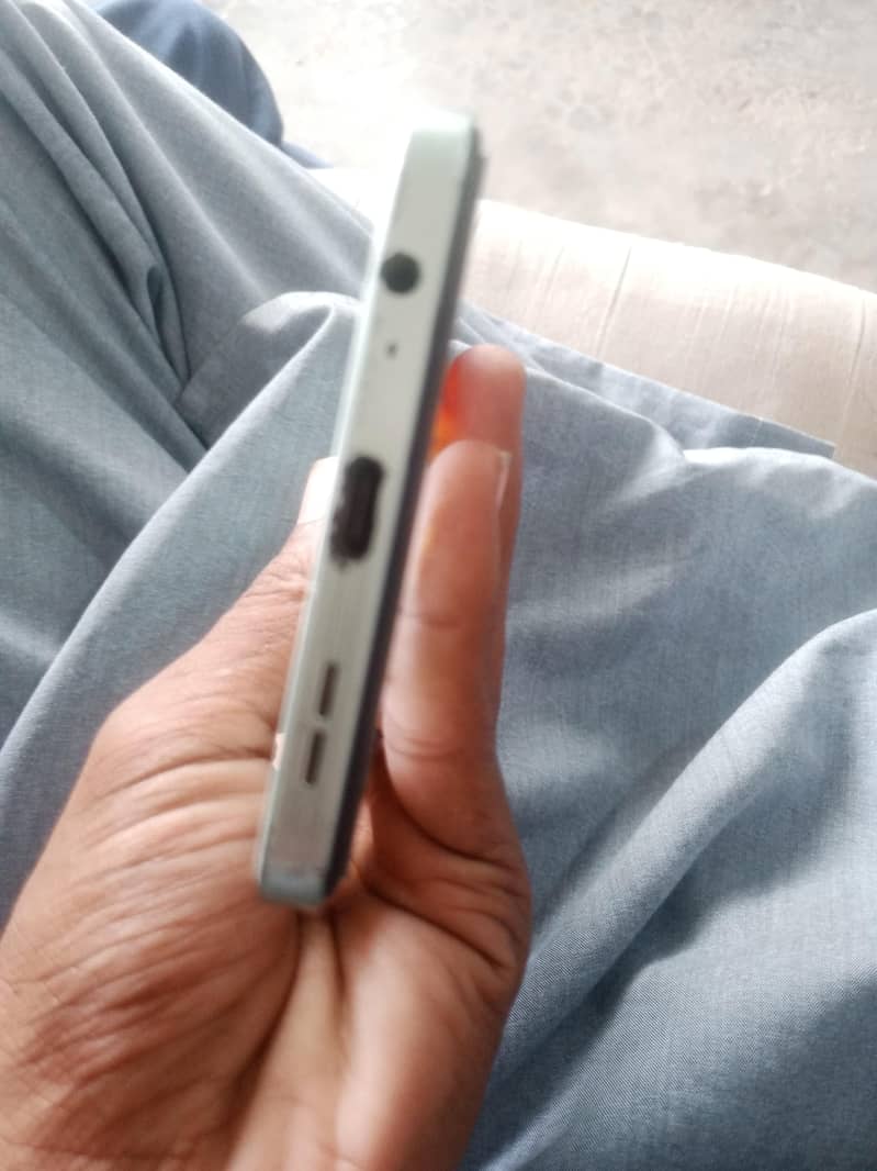 Itel S25 1
