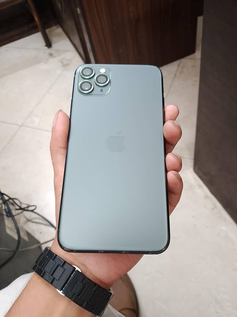 Apple iPhone 11 Pro Max 6