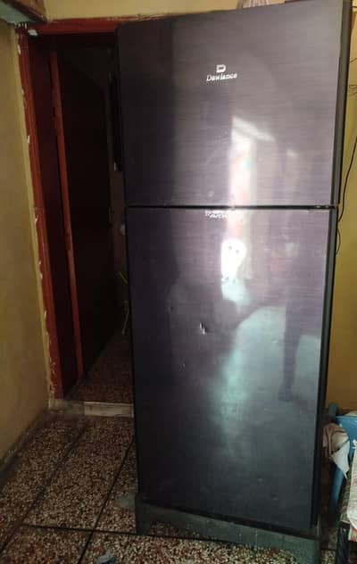 Dawlance full size refregerator for sale 91996ESR PLUS R