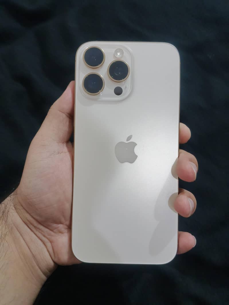 Apple iPhone 16 Pro Max 0