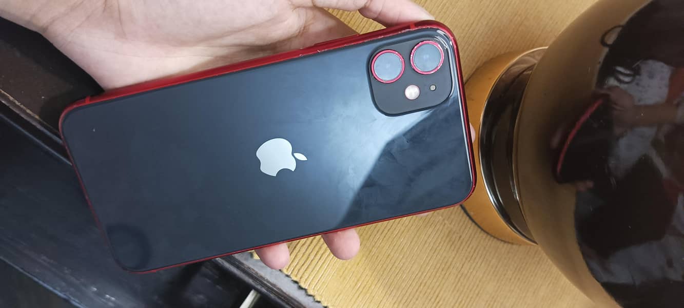 Apple iPhone 11 3