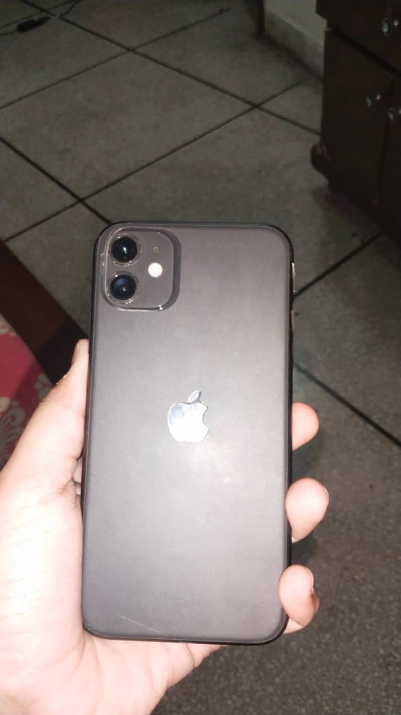 Apple iPhone 11 0