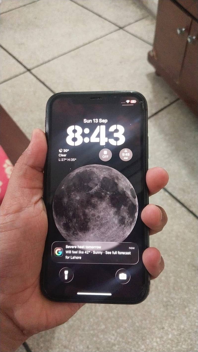 Apple iPhone 11 3