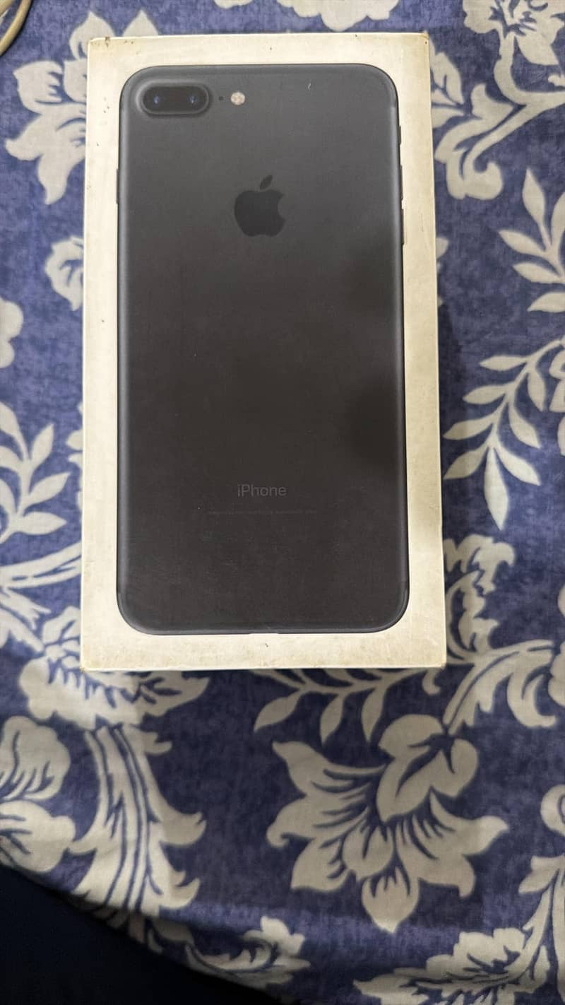 Apple iPhone 7 Plus 5