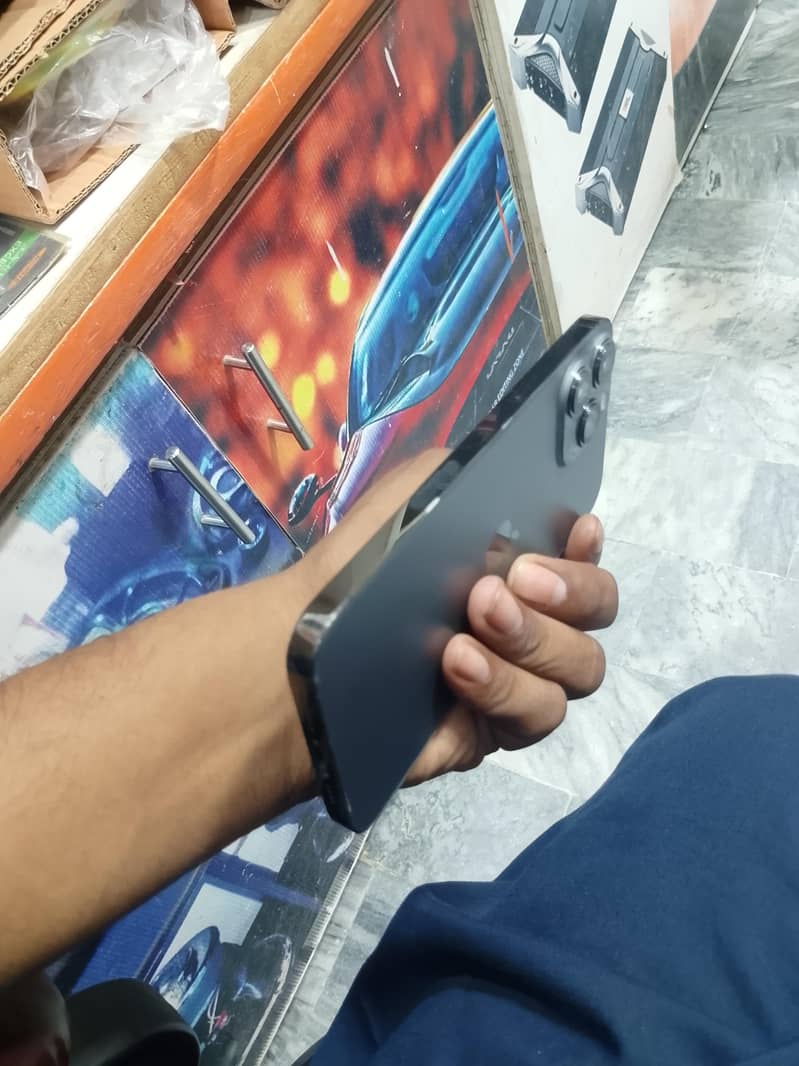 Apple iPhone 13 Pro Max 1