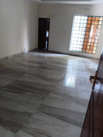 kanal upper portion new type for rent