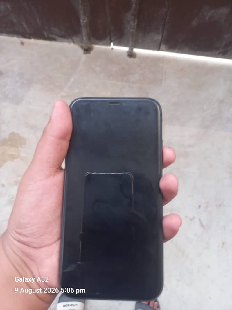 Apple iPhone 11 2