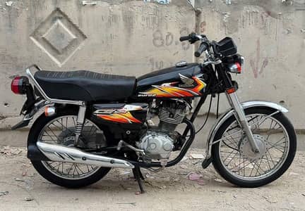 Honda 125 2022 karachi number