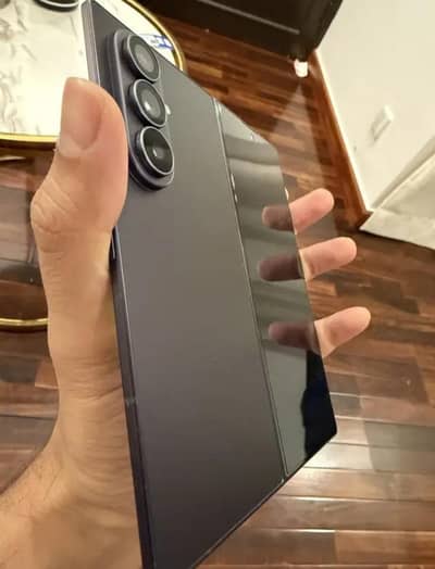 Samsung Mobile Z Fold 8 Ultra