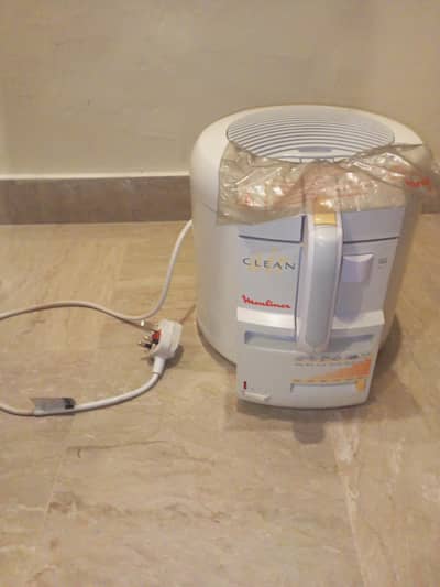 Moulinex Deep Fryer - only used 1-2 times