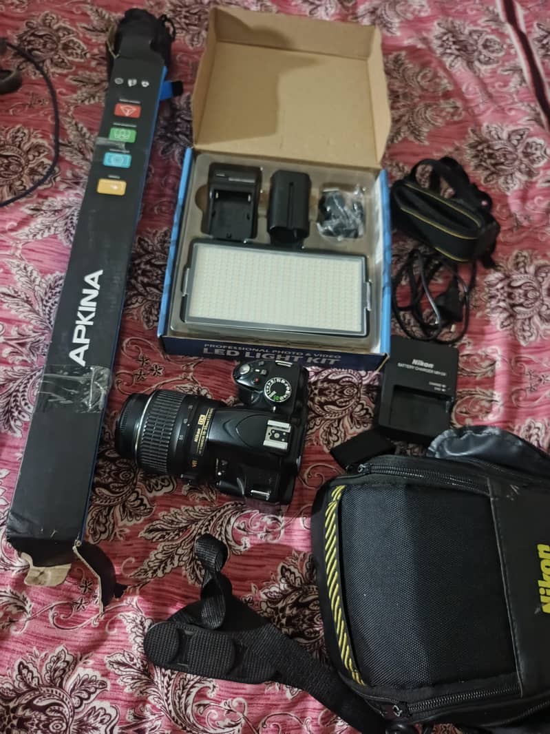 Nikon D3200 0