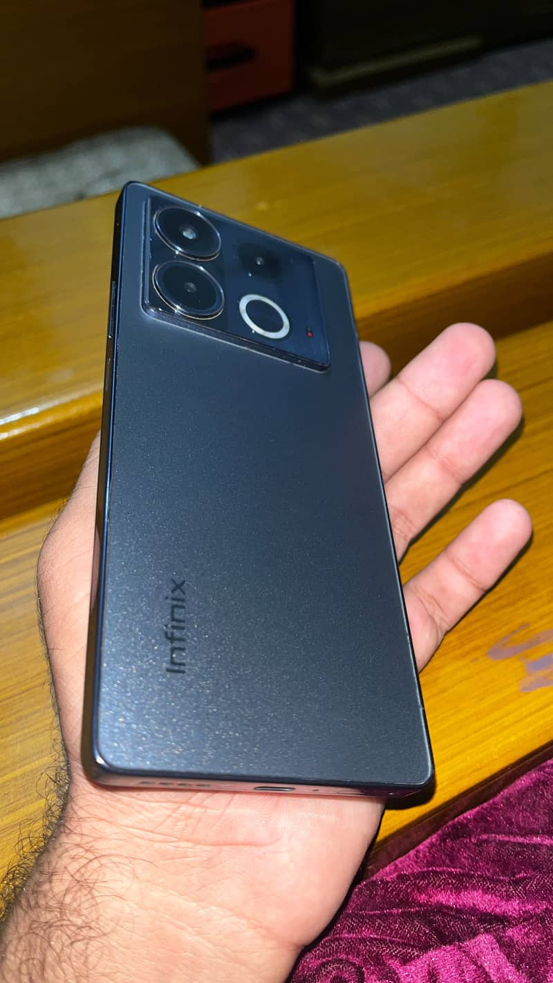 Infinix Note 40 2