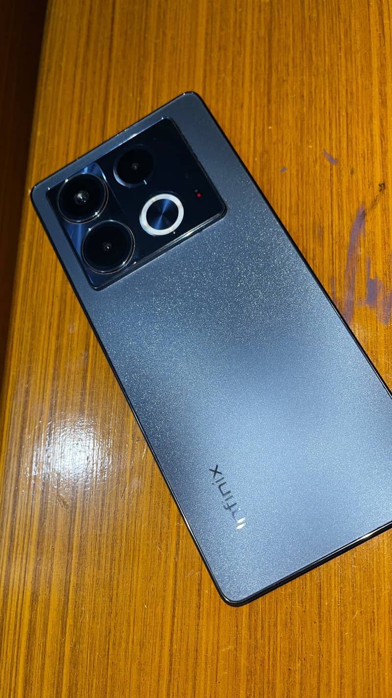 Infinix Note 40 9