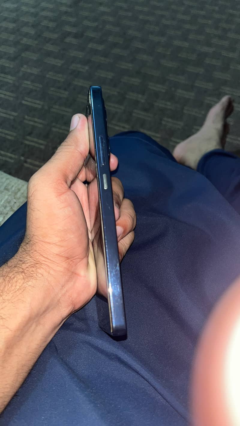 Infinix Note 40 12