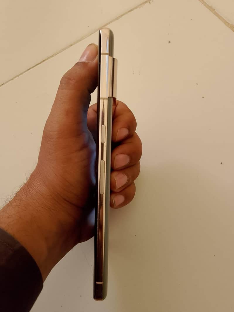 Google Pixel 7 Pro 4