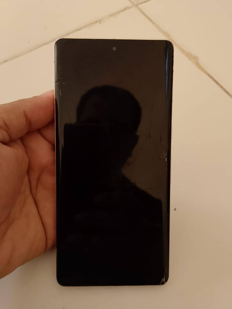 Google Pixel 7 Pro 9