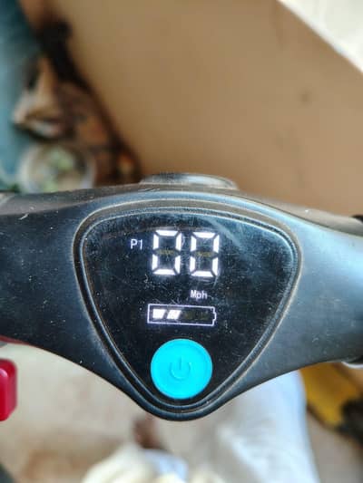 assalamualaikum mere pass 1 Scooty  for sale contact 03012129141