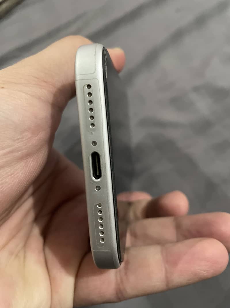 Apple iPhone 17 Pro Max 2