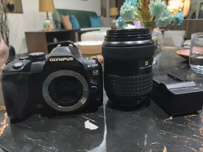 Olympus dslr camera e520 with 40-150mm telephoto lens