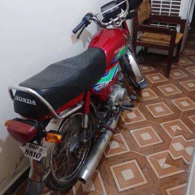 Honda 70 hr cheez working on hai arjant sale first owner hai
