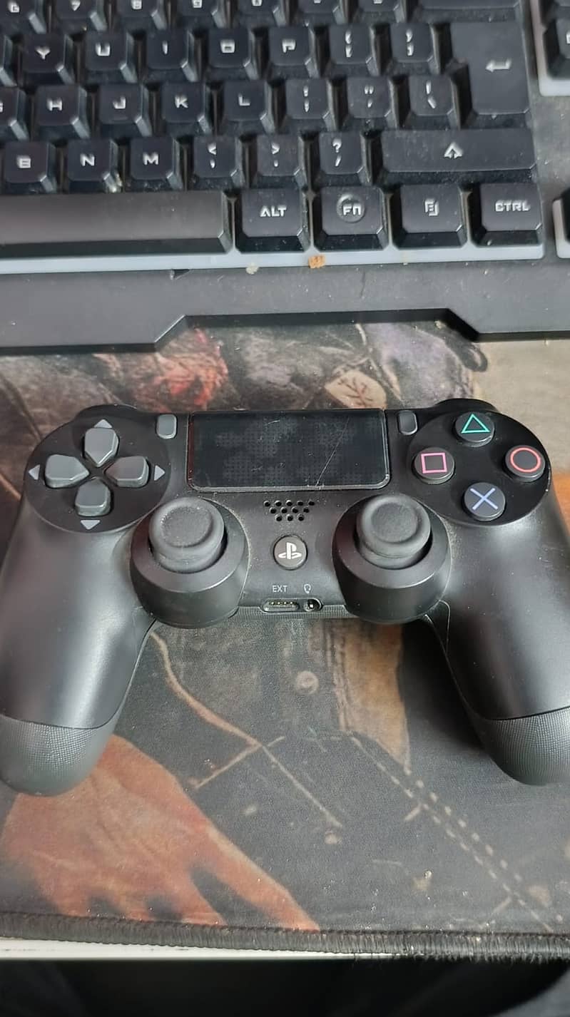 PS4 Black Colour Controller Wireless 1