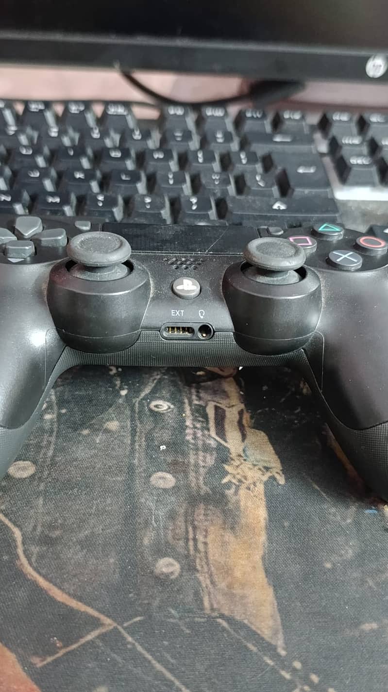 PS4 Black Colour Controller Wireless 2