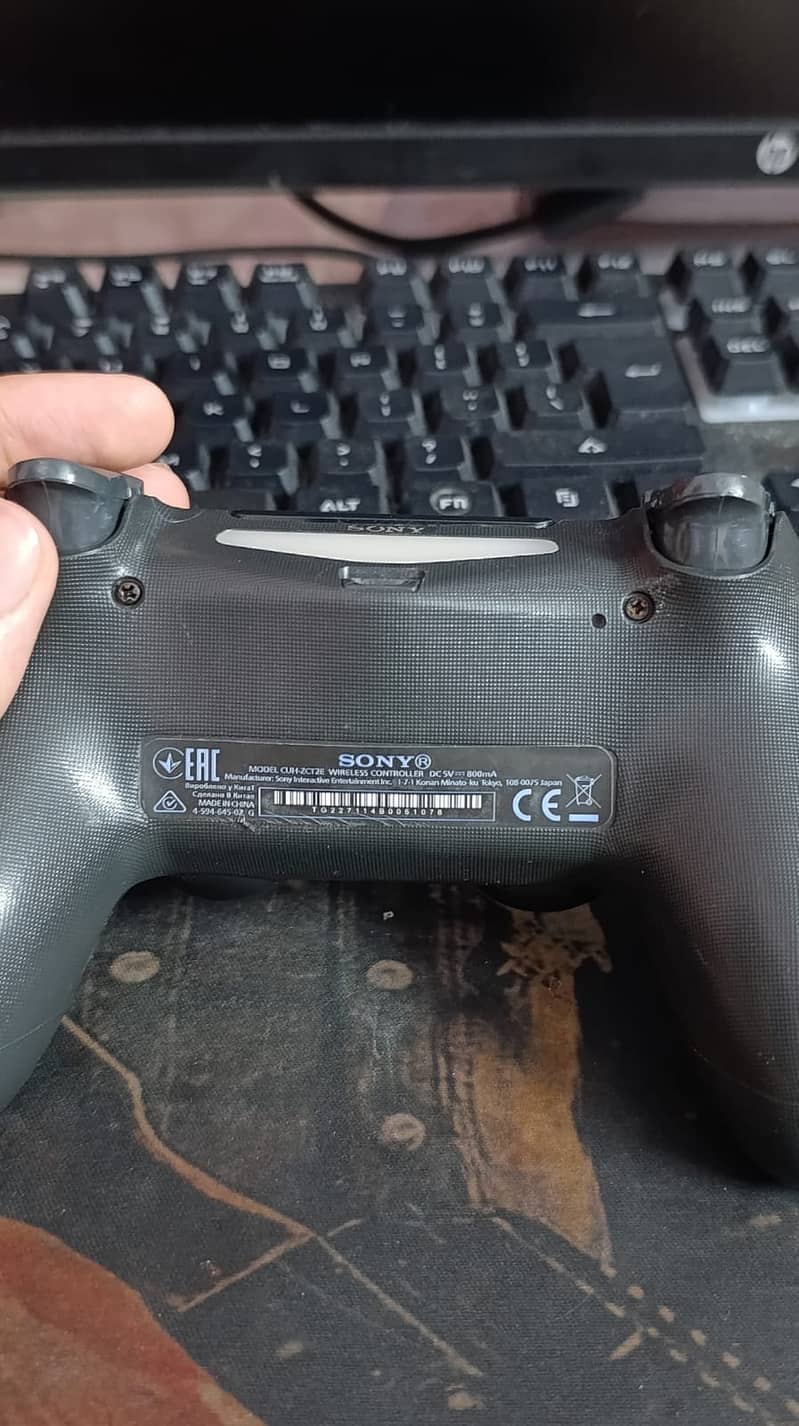 PS4 Black Colour Controller Wireless 3