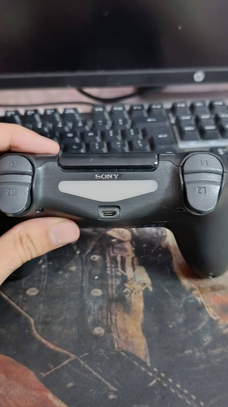 PS4 Black Colour Controller Wireless 4
