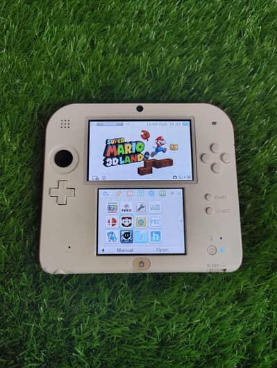 Nintendo 2DS w/ Card Games Charging Cable Stylus