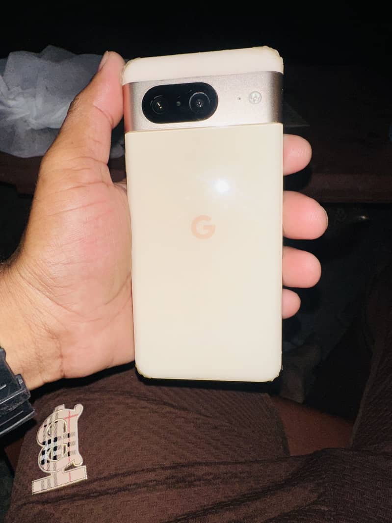 Google Pixel 8 5