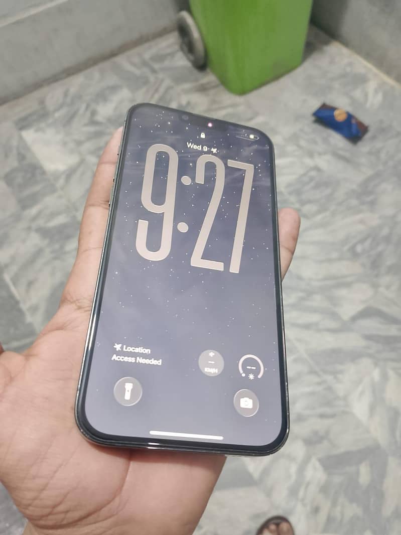 Apple iPhone 13 Pro Max 4