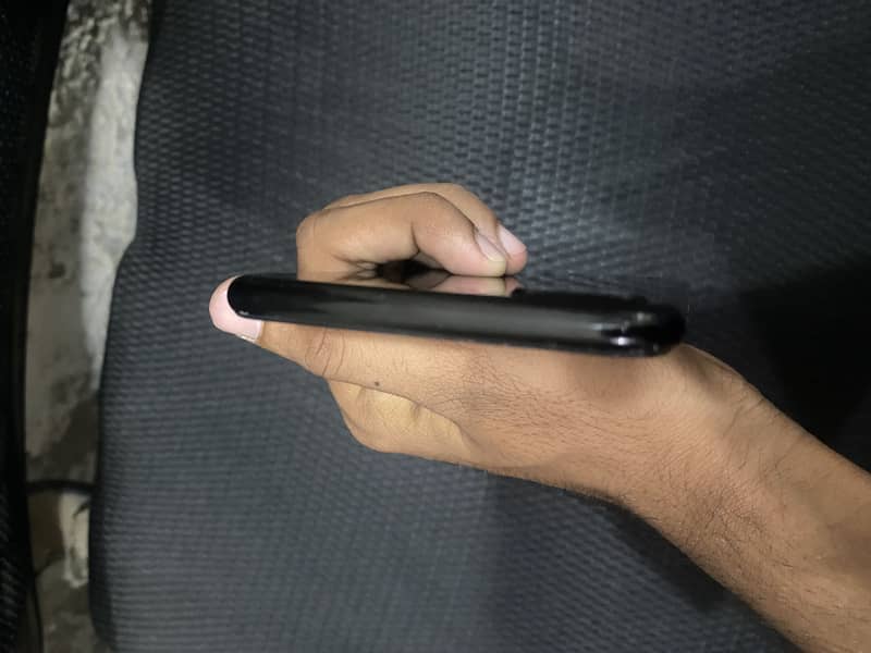 Apple iPhone 7 Plus 2