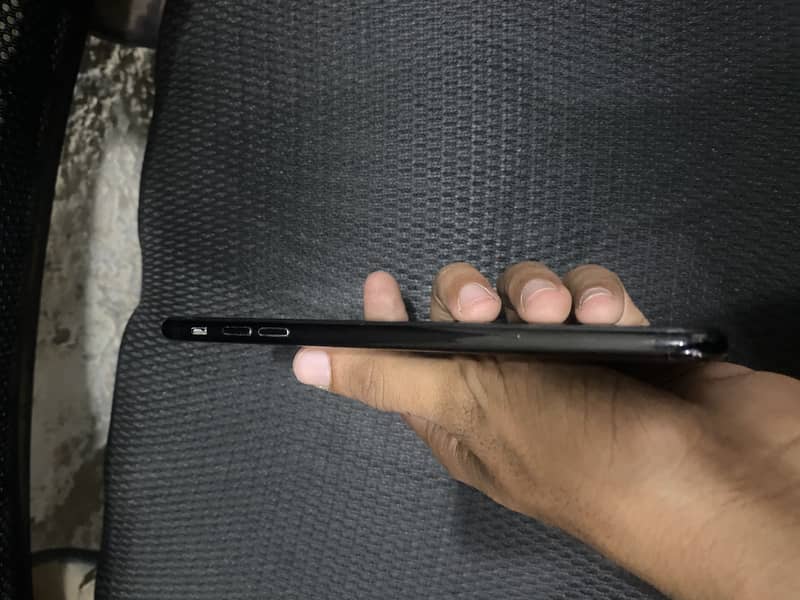 Apple iPhone 7 Plus 4
