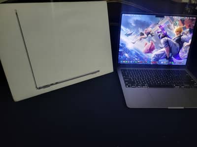Macbook Air M3 8gb/256 (2024) perfect condition